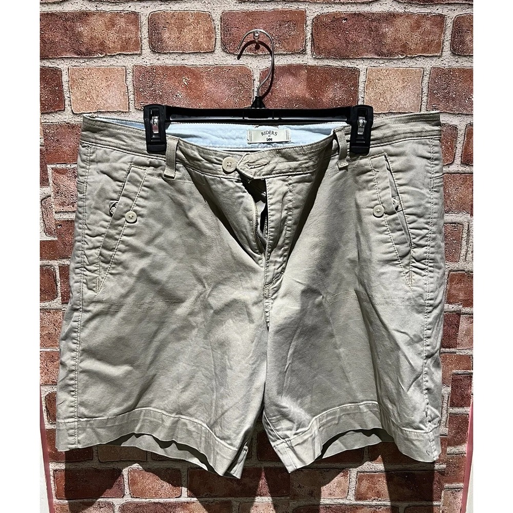Secondhand Riders By Lee Mid Rise Khaki Shorts Size Large‎ Unisex W/ Pockets